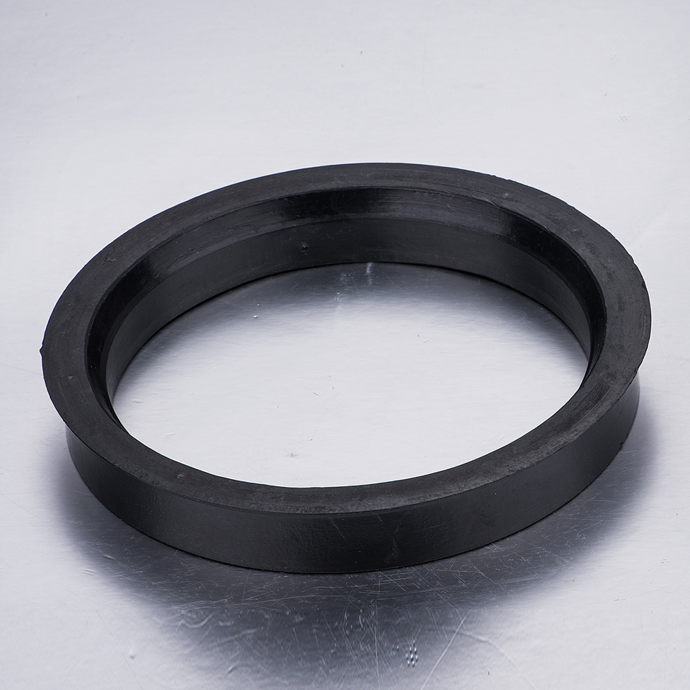 Plastic wheel hub ring